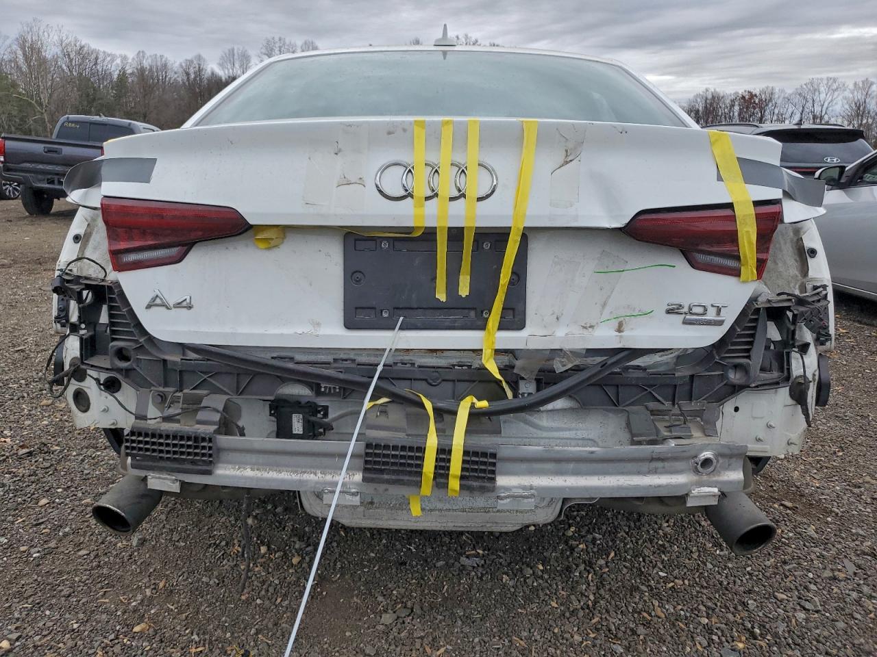 Audi A4 Premium Image 8