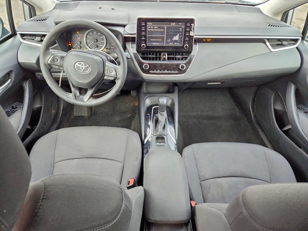 Toyota Corolla Le Image 10