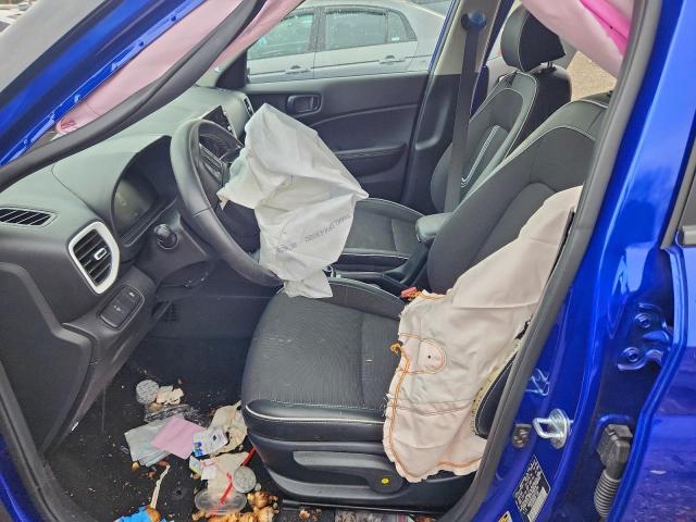 Hyundai VENUE Sel Image 3