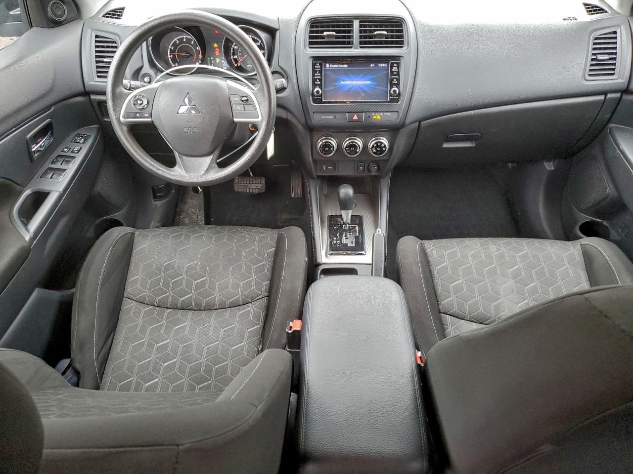 Mitsubishi Outlander Es Image 11