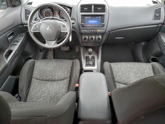 Mitsubishi Outlander Es Image 11