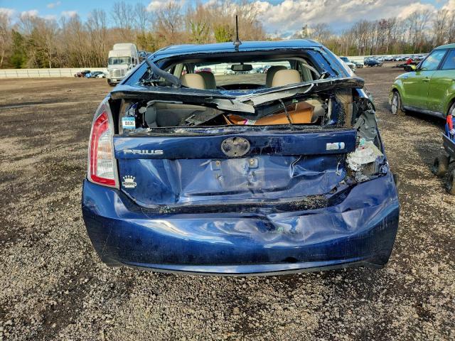 Toyota Prius Image 8