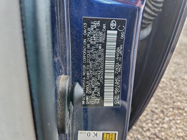 Toyota Prius Image 12