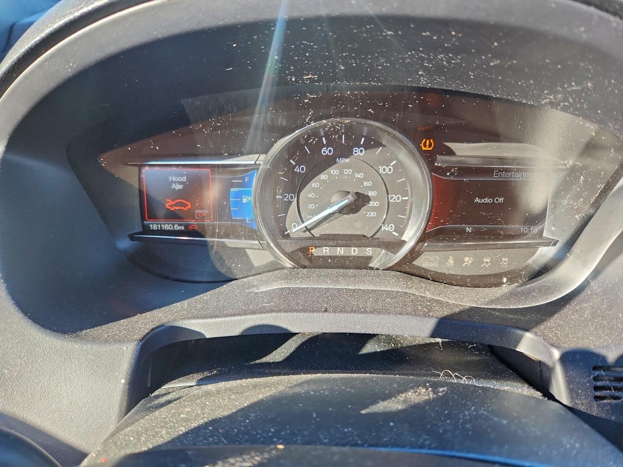 Ford Explorer Limited Image 6