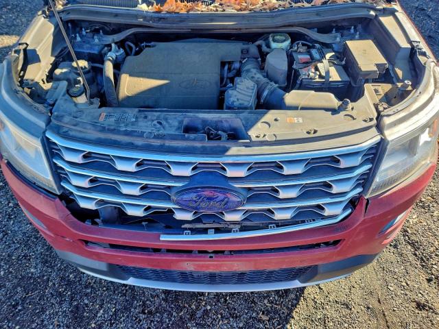 Ford Explorer Limited Image 7