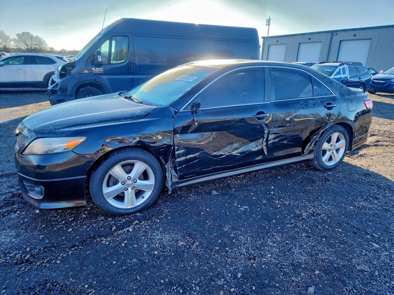 Toyota Camry Base Image 1