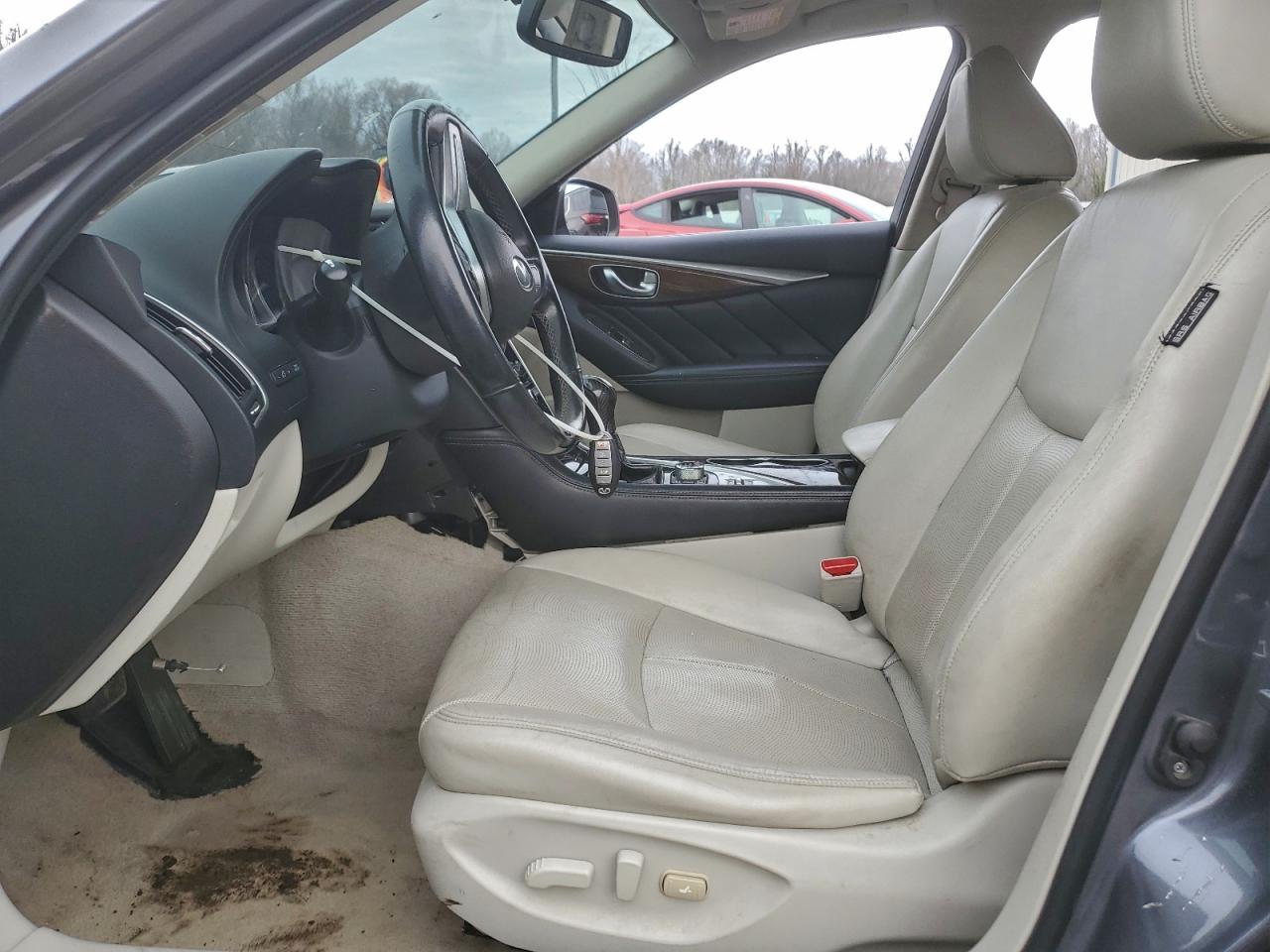 INFINITI Q50 Luxe Image 3