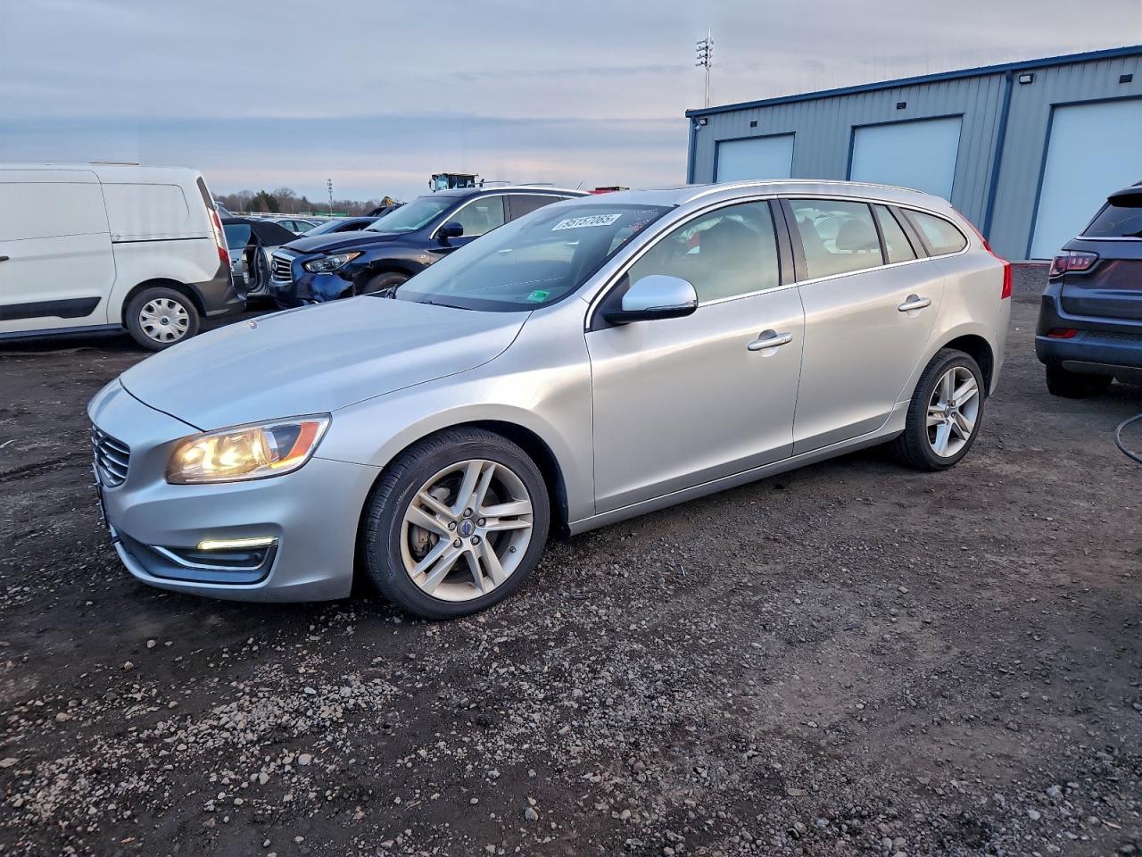 Volvo V60 Premier Image 1