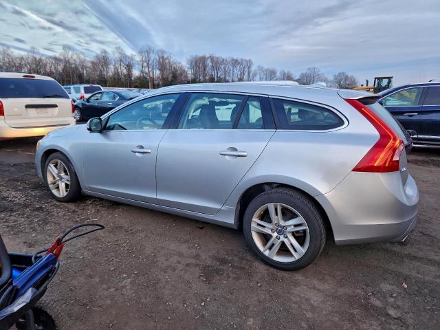 Volvo V60 Premier Image 2