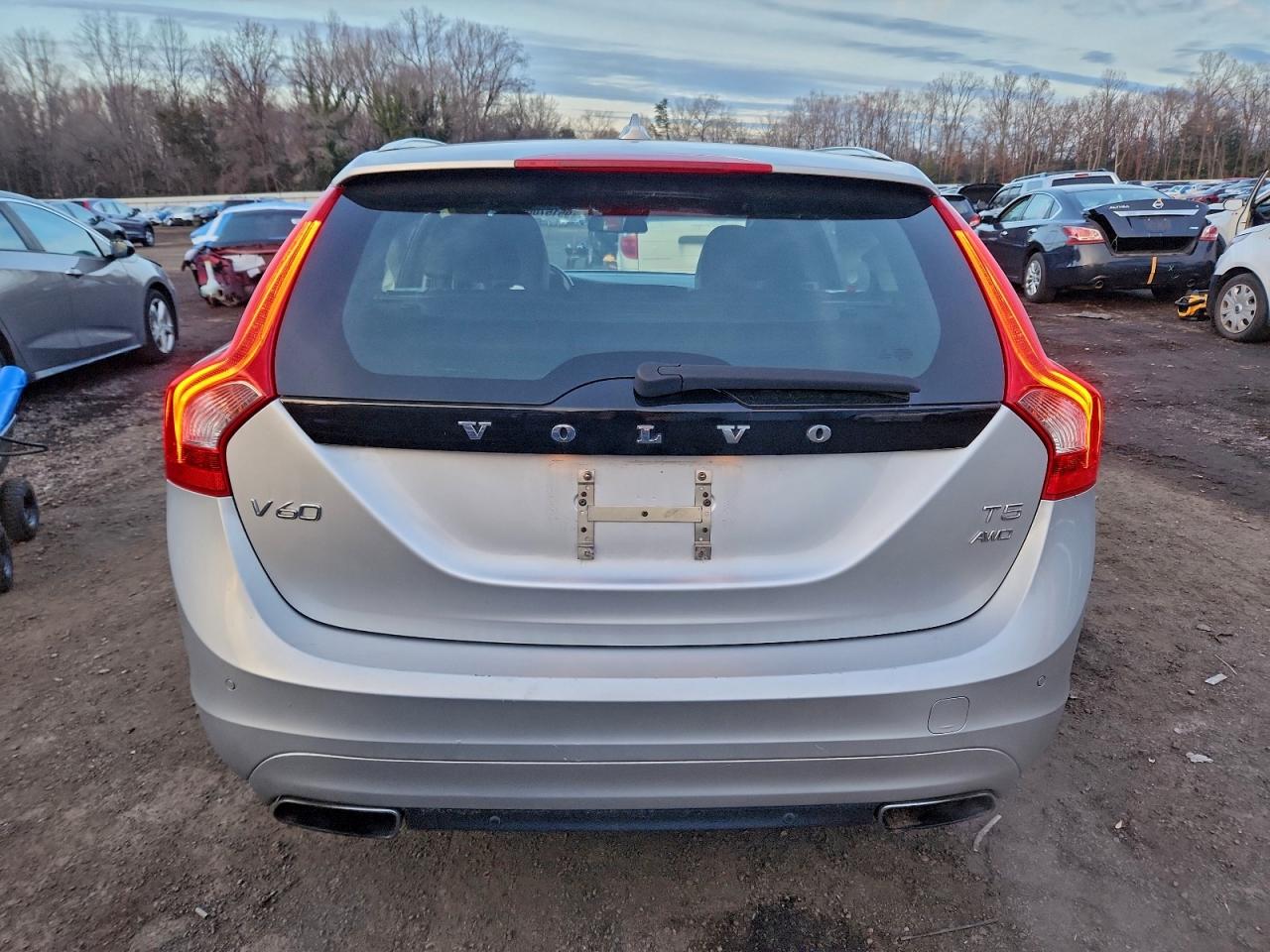 Volvo V60 Premier Image 8