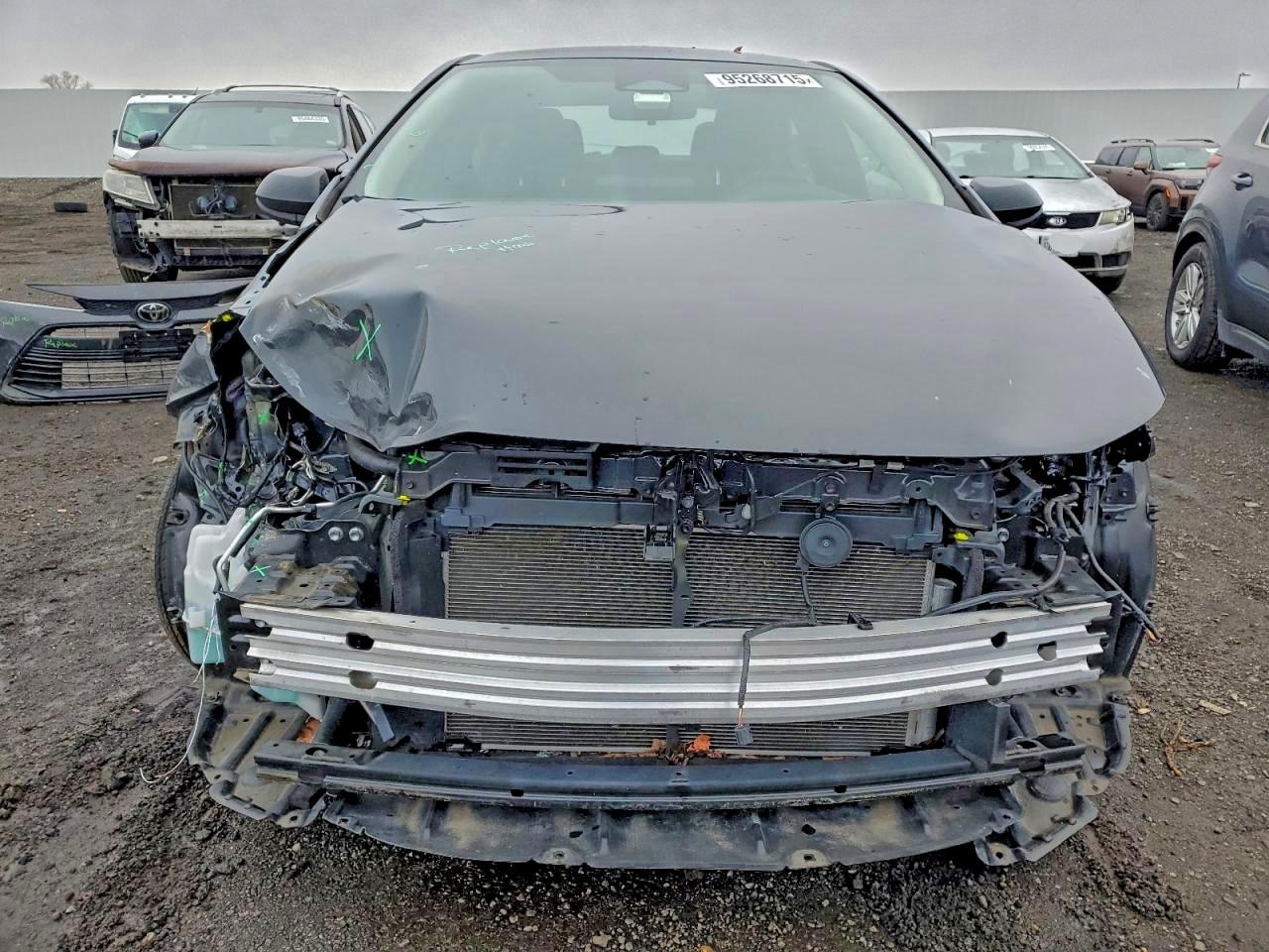 Toyota Corolla Le Image 2