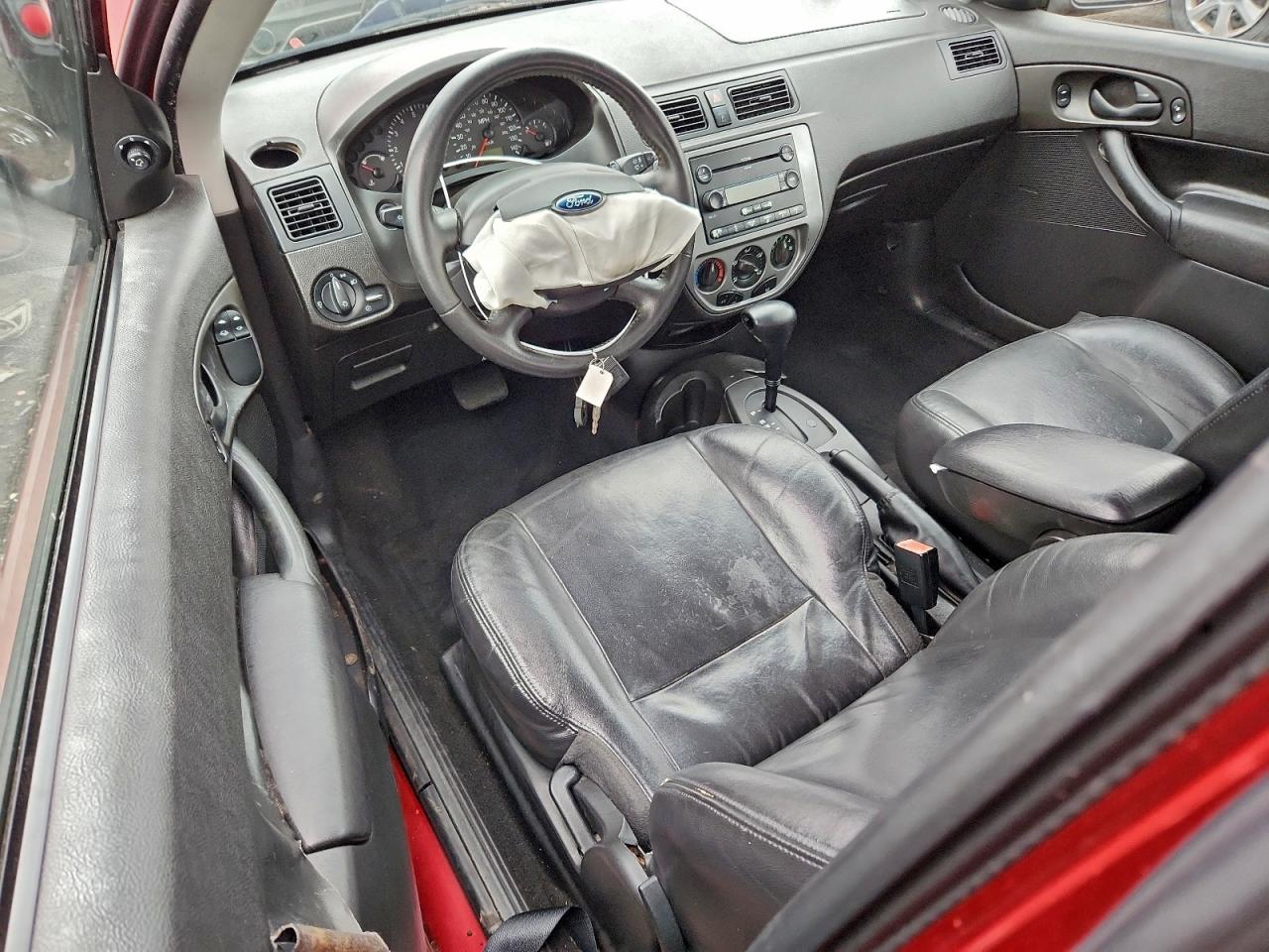 Ford Focus Zx3 Image 11