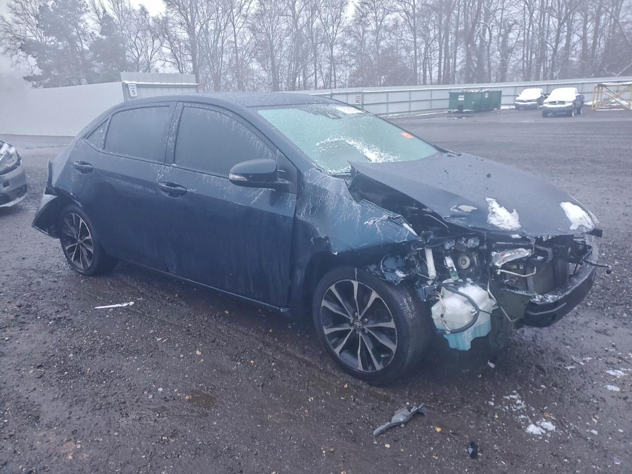 Toyota Corolla L Image 5