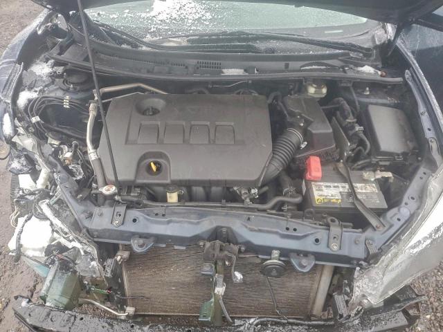 Toyota Corolla L Image 12