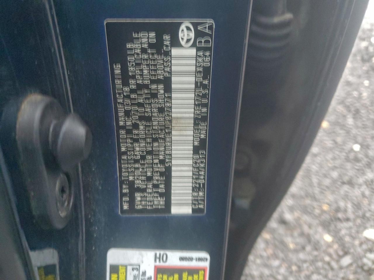 Toyota Corolla L Image 2