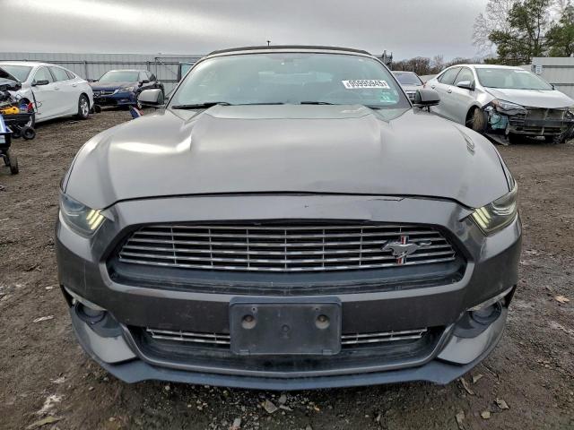 Ford Mustang Image 12