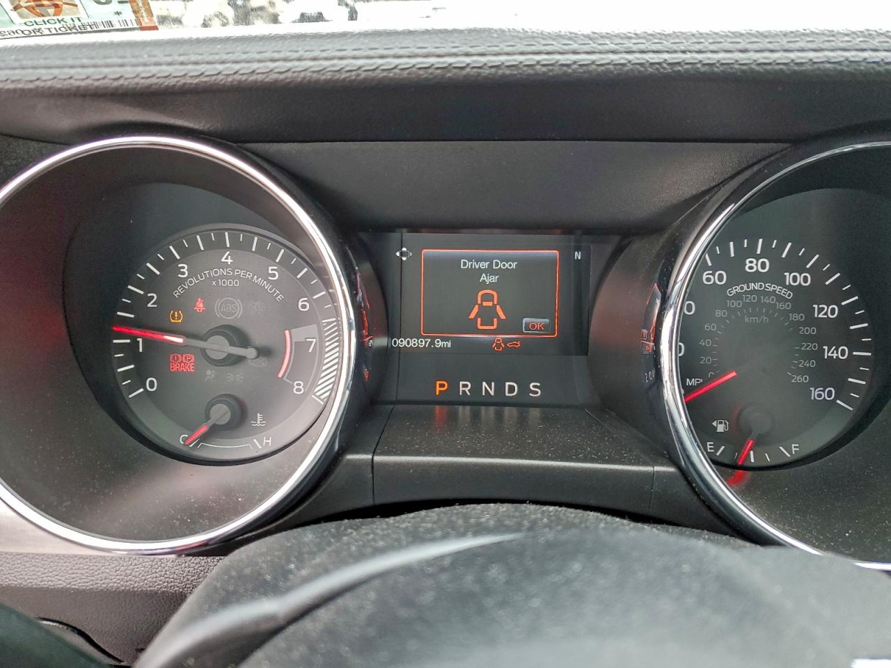 Ford Mustang Image 4