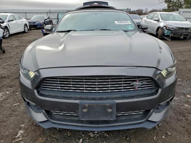 Ford Mustang Image 10