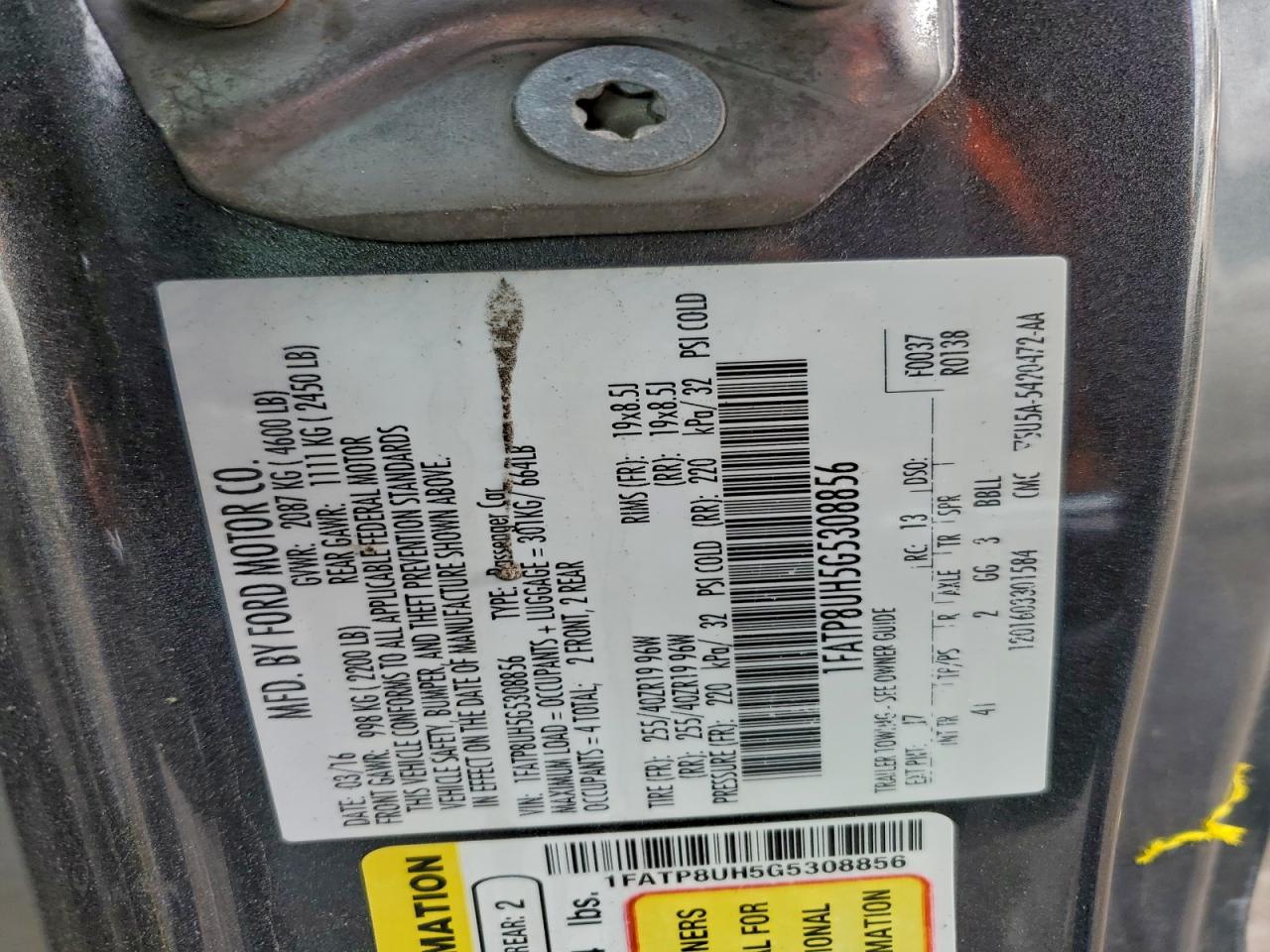 Ford Mustang Image 9