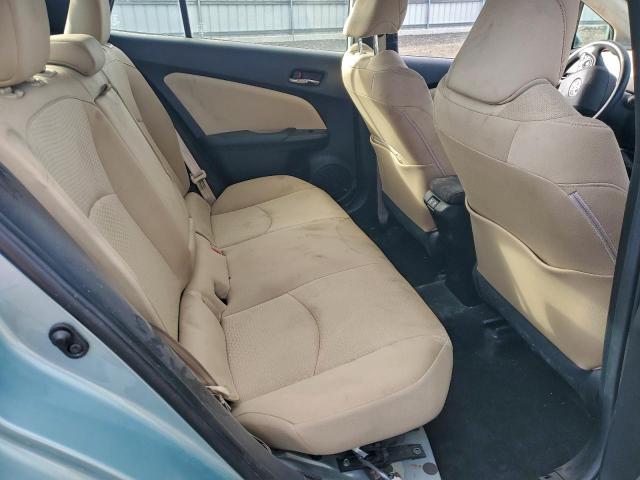 Toyota Prius Image 12