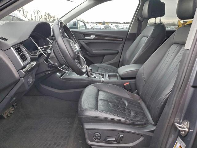 Audi Q5 Premium Plus Image 11