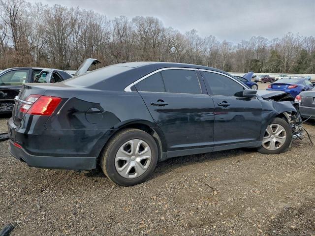 Ford Taurus Police Interceptor Image 5