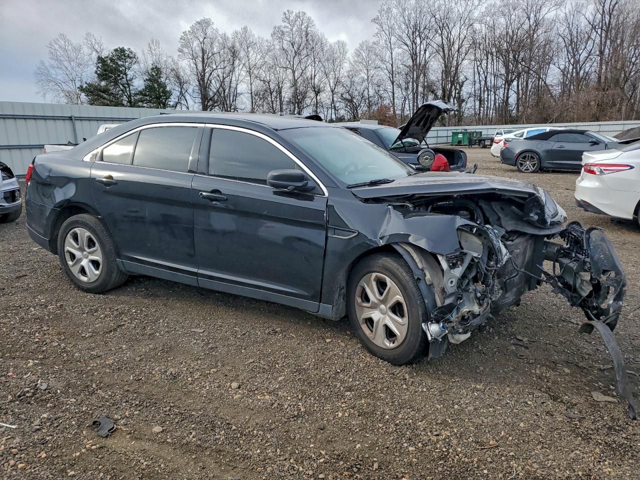 Ford Taurus Police Interceptor Image 3