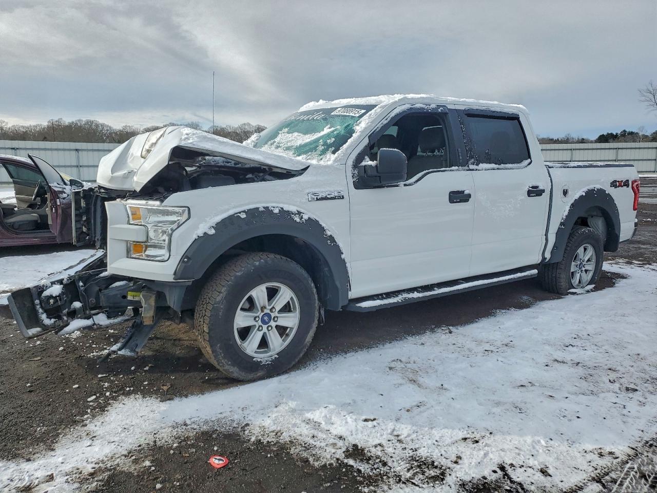 Ford F-150 Supercrew Image 1