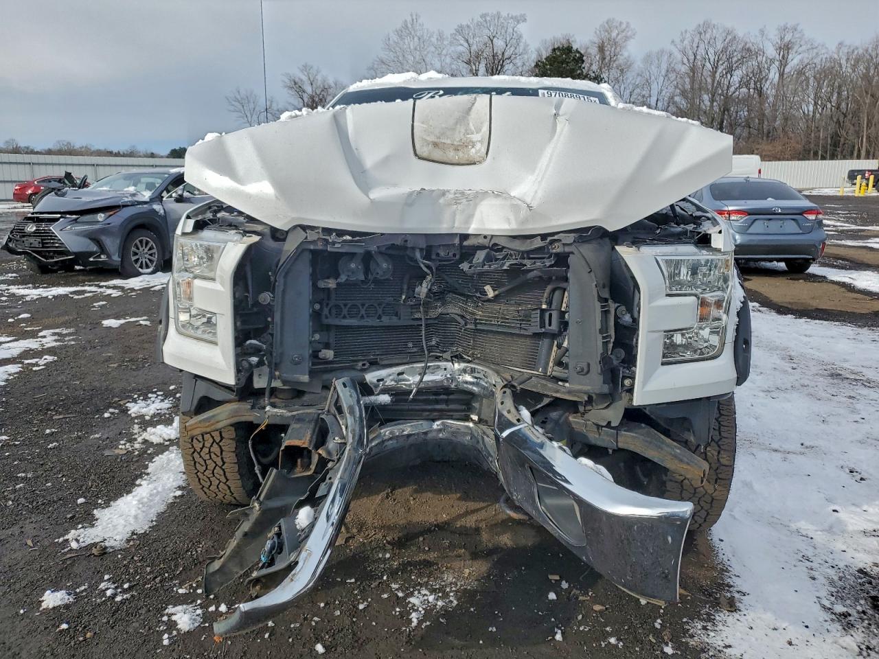 Ford F-150 Supercrew Image 6