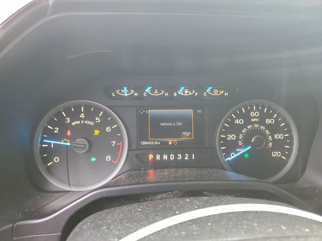 Ford F-150 Supercrew Image 2