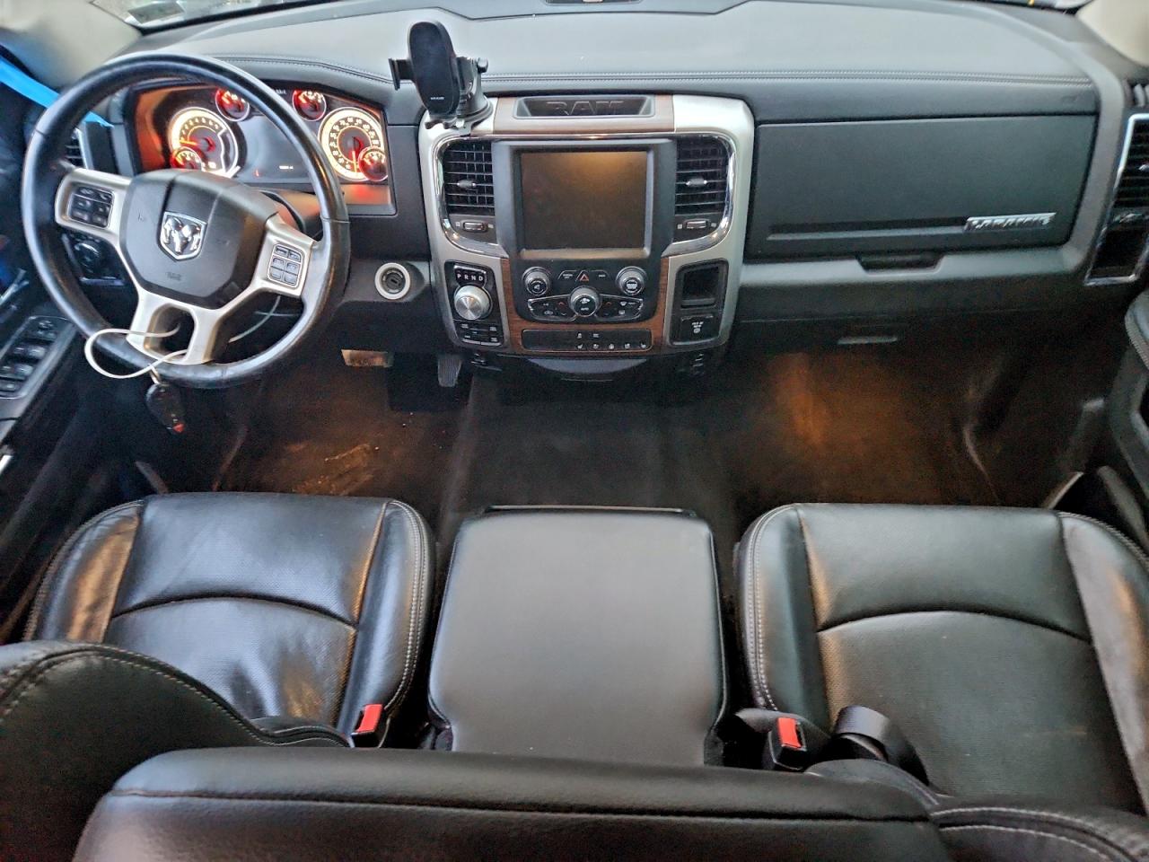 Ram 1500 Laramie Image 11