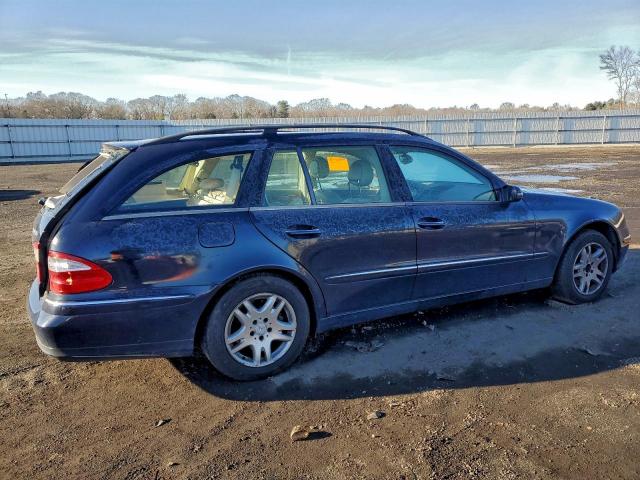 Mercedes-Benz E-Class 320 4matic Image 10