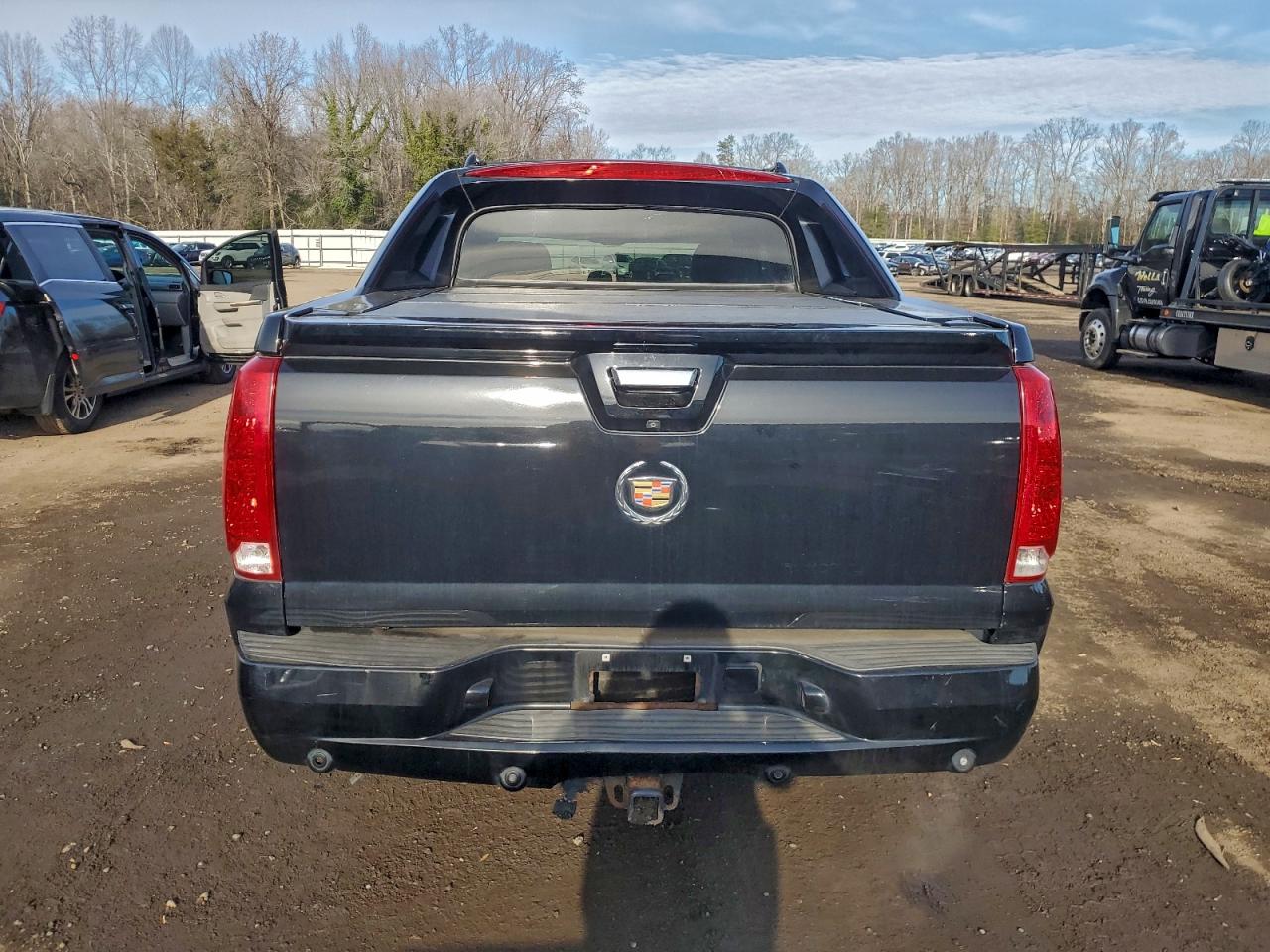 Cadillac Escalade Ext Image 7