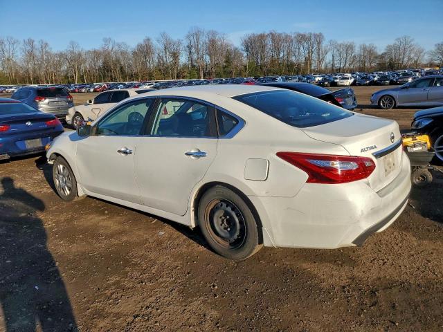 Nissan Altima 2.5 Image 9