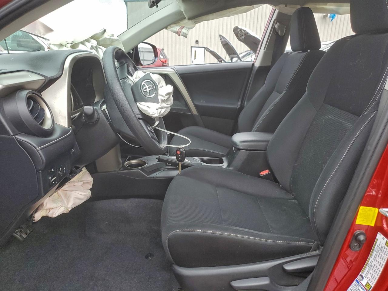 Toyota RAV4 Xle Image 7