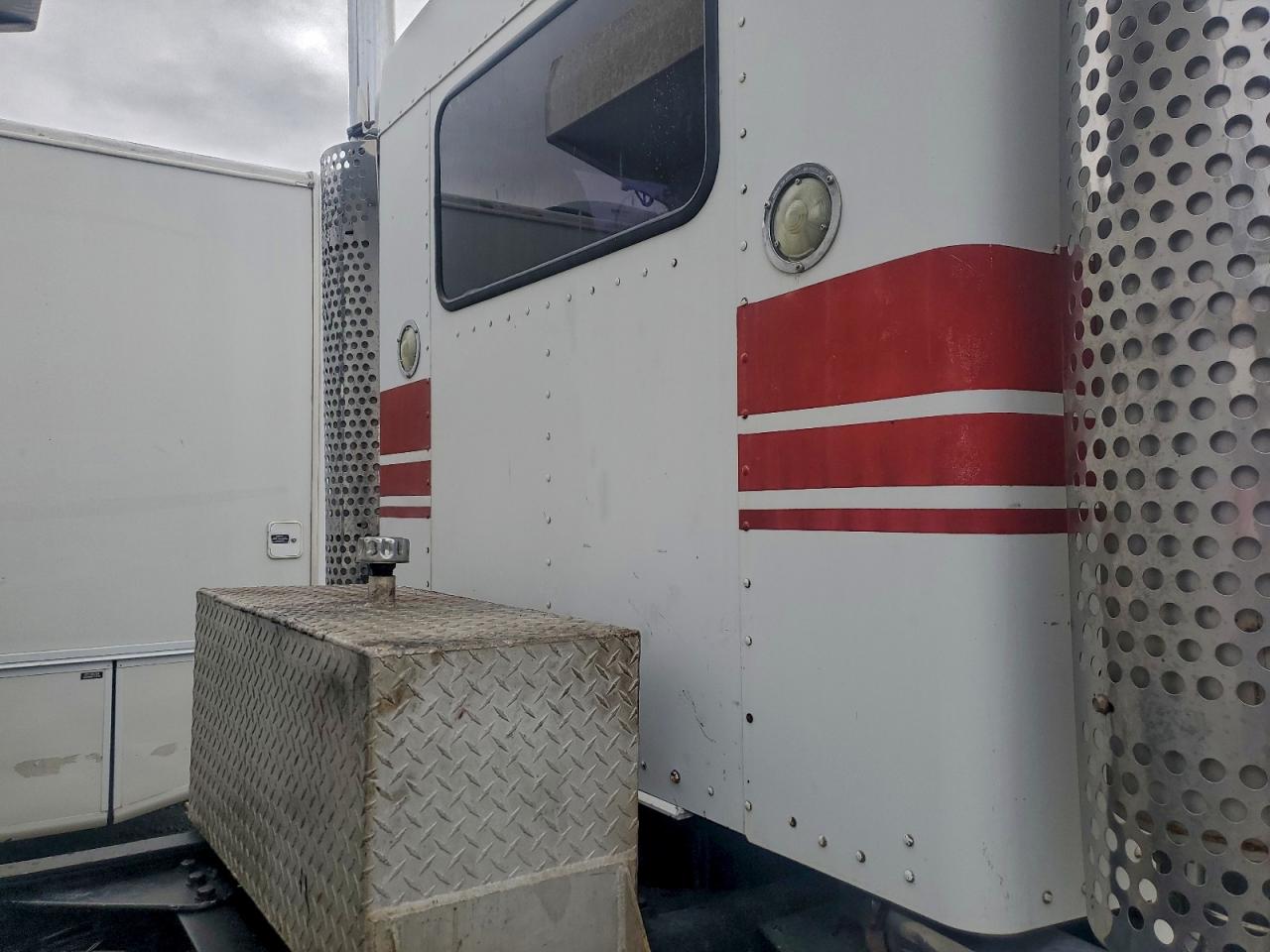 Kenworth Constructi T800 Image 7