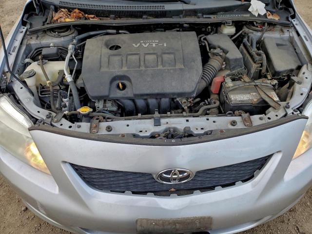 Toyota Corolla Base Image 2