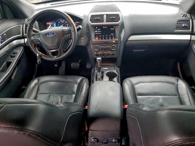 Ford Explorer Xlt Image 9