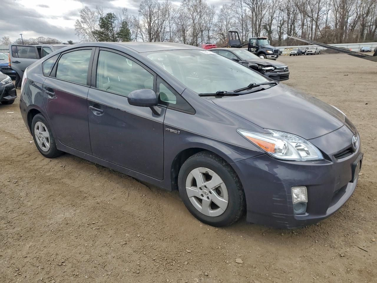 Toyota Prius Image 2