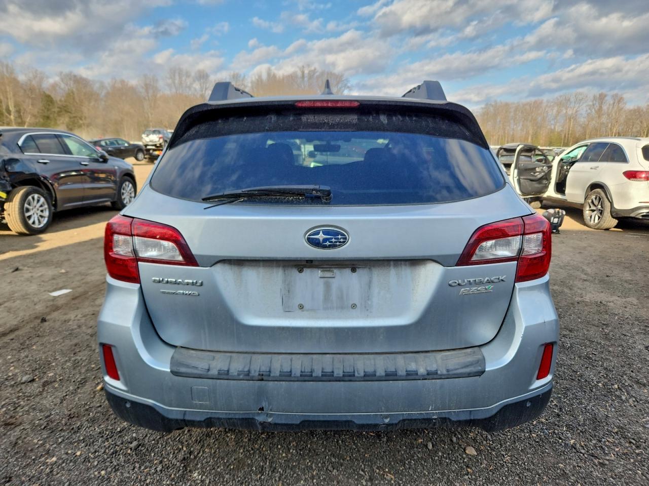 Subaru Outback 2.5i Limited Image 4