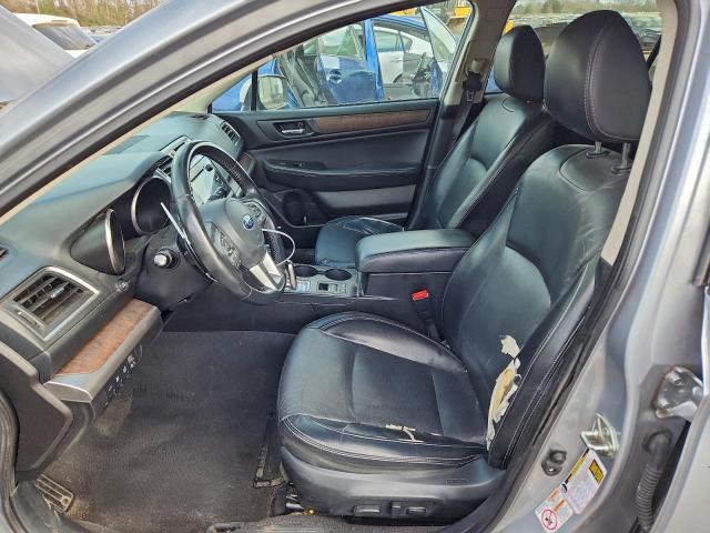 Subaru Outback 2.5i Limited Image 9