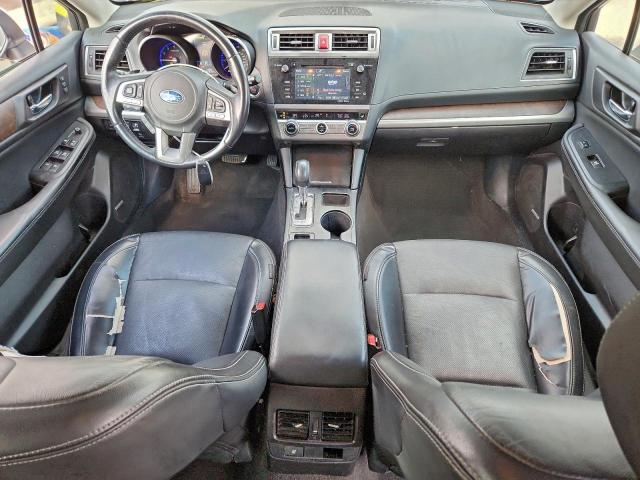 Subaru Outback 2.5i Limited Image 10