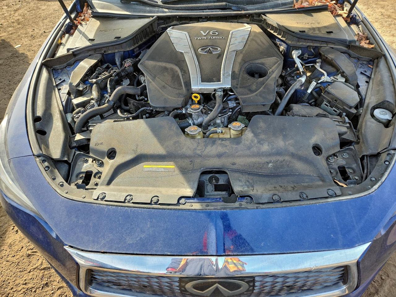 INFINITI Q60 Premium Image 8