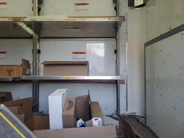 Ford Econoline E350 Super Duty Cutaway Van Image 7