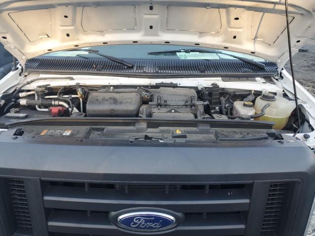 Ford Econoline E350 Super Duty Cutaway Van Image 6