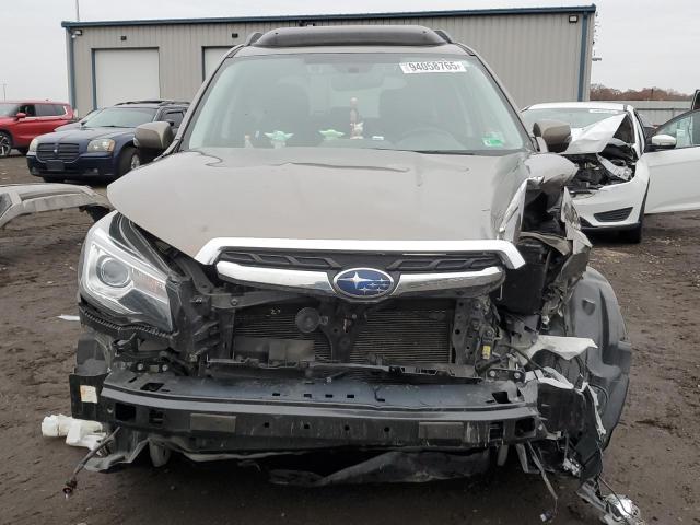 Subaru Forester 2.5i Touring Image 2