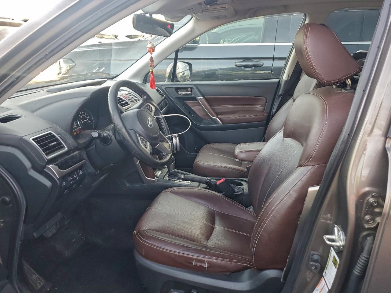 Subaru Forester 2.5i Touring Image 13