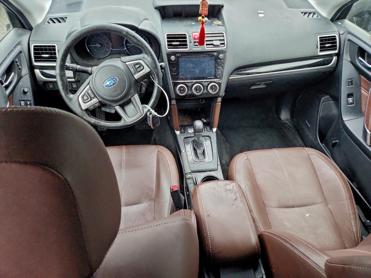 Subaru Forester 2.5i Touring Image 9