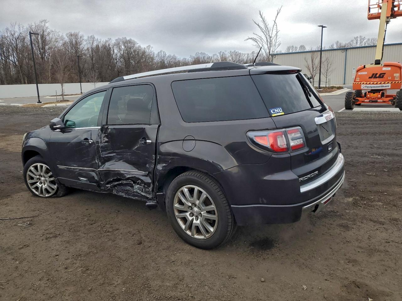 GMC Acadia Denali Image 4