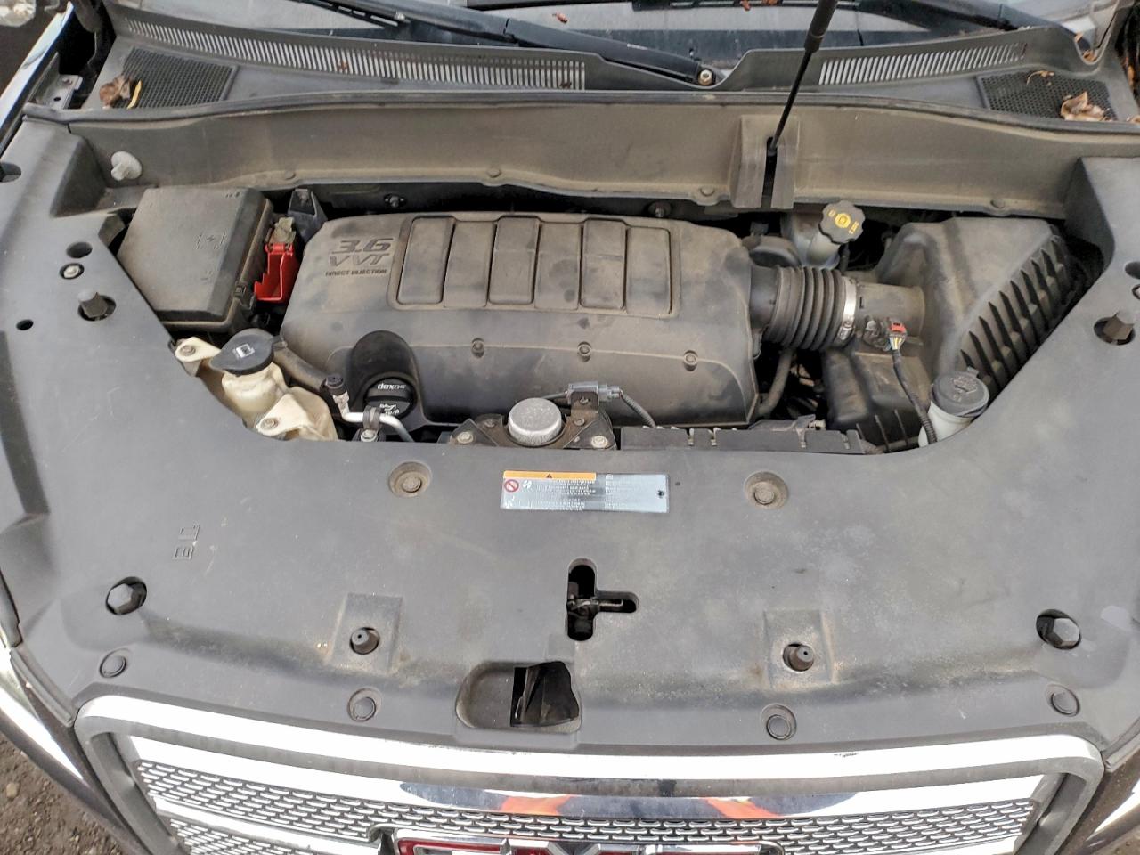 GMC Acadia Denali Image 12